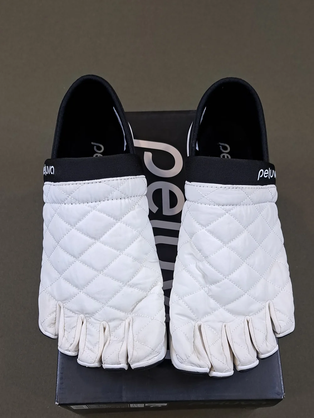Peluva Men's Zen Active Slip-On - Color: Ivory / White - Size: 10